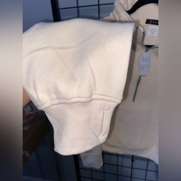 Women’s half zip pullover sweater in cream with kangaroo pocket NWT - Picture 6 of 6